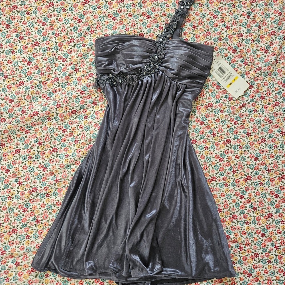 New Morgan & Co Metallic Dress